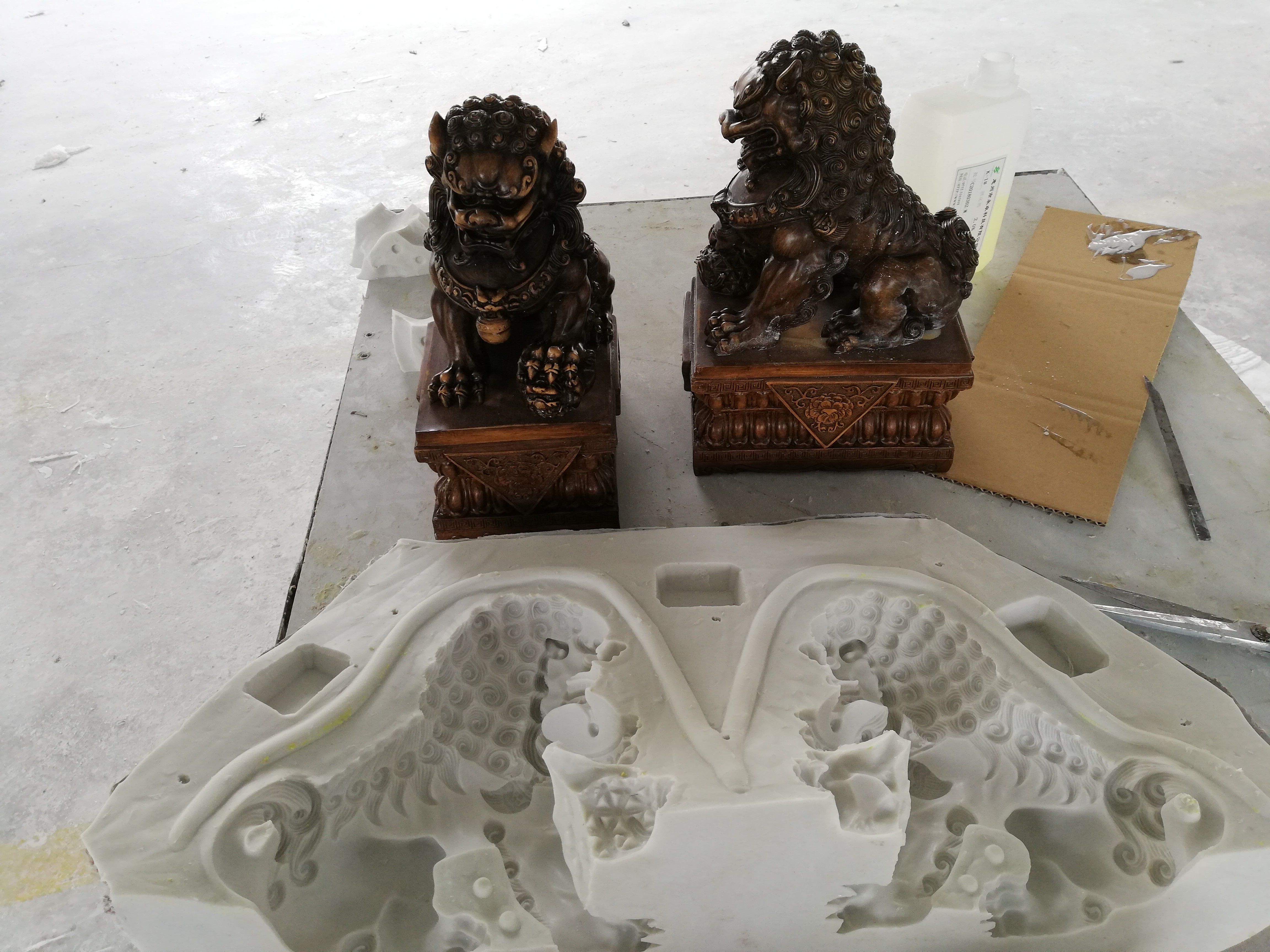 模具硅膠翻模樹(shù)脂工藝品出現(xiàn)燒模情況怎么辦 ？
