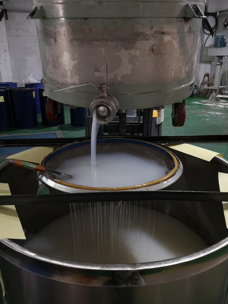 模具硅膠原料有雜質怎么辦？